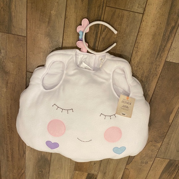 Cloud Halloween Costume - Pottery Barn - Picture 6 of 9